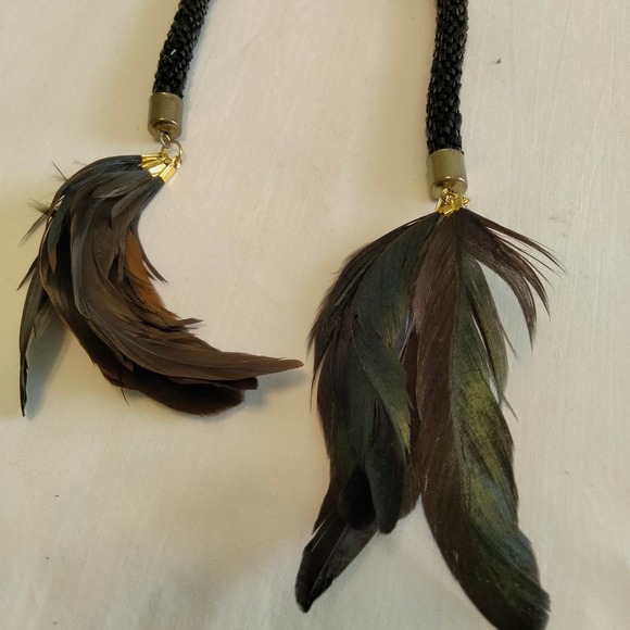 Iris Apfel & Bajalia Black-Clear Rhinestone Feathered Beaded 2 Layer Necklace - Picture 7 of 16